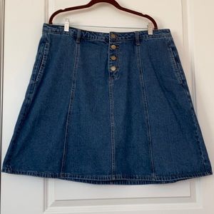 ModCloth Plus Aline Skater Denim Skirt NWOT